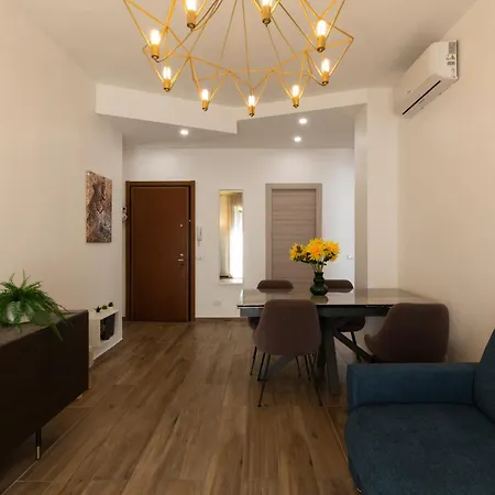 Sunny Spot * מילאנו